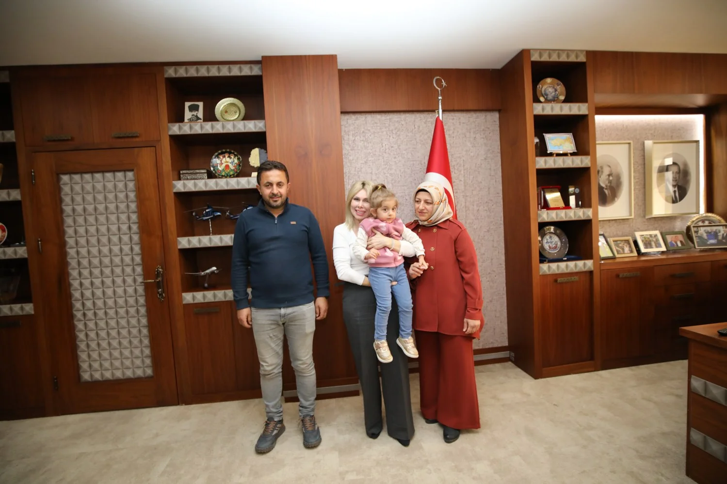Miracle Baby Özlenen Reunites with the Medical Team Behind Her Birth
